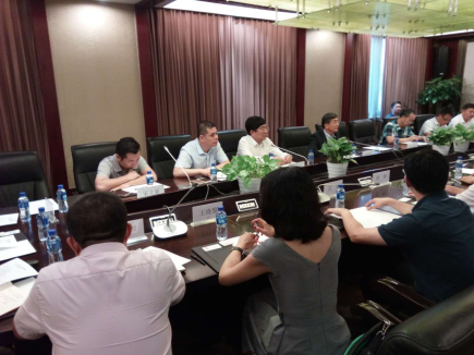  長春市深化智慧城市、醫(yī)養(yǎng)結(jié)合色小鎮(zhèn)、觀光城鎮(zhèn)開發(fā)等項(xiàng)目合作交流會現(xiàn)場