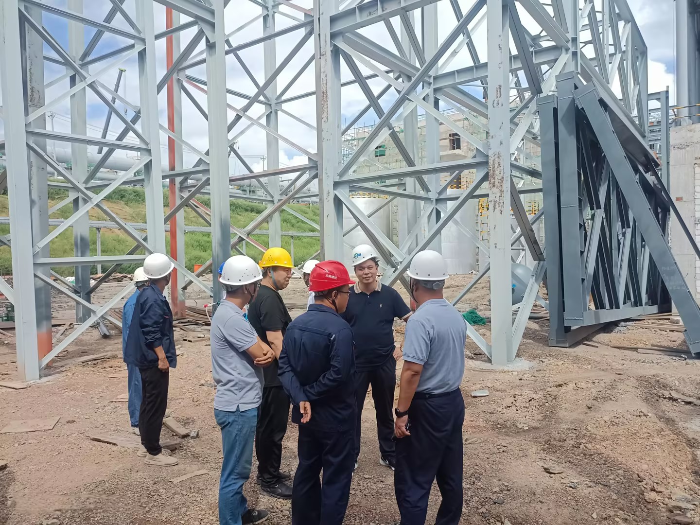 真情厚誼，中秋國慶共度！ ——仟億達領導蒞臨項目現(xiàn)場